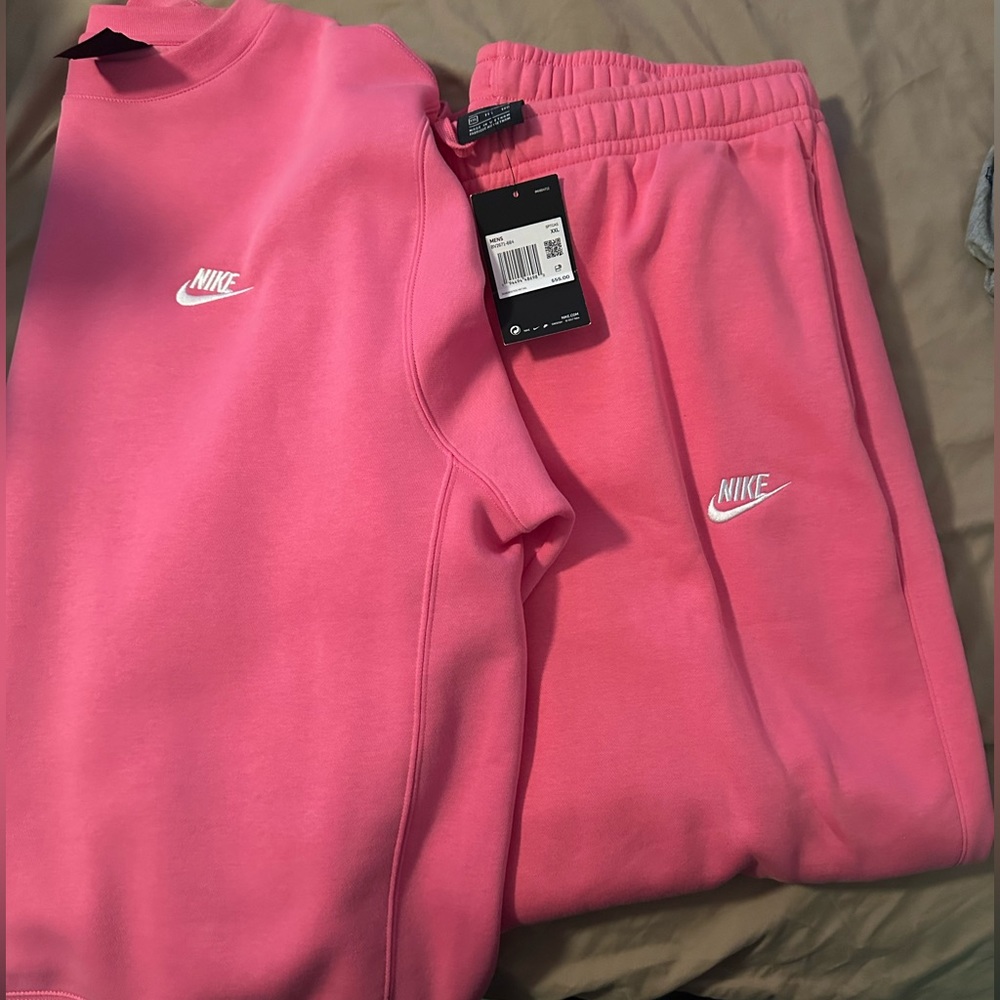Men’s Nike Sweat Suit